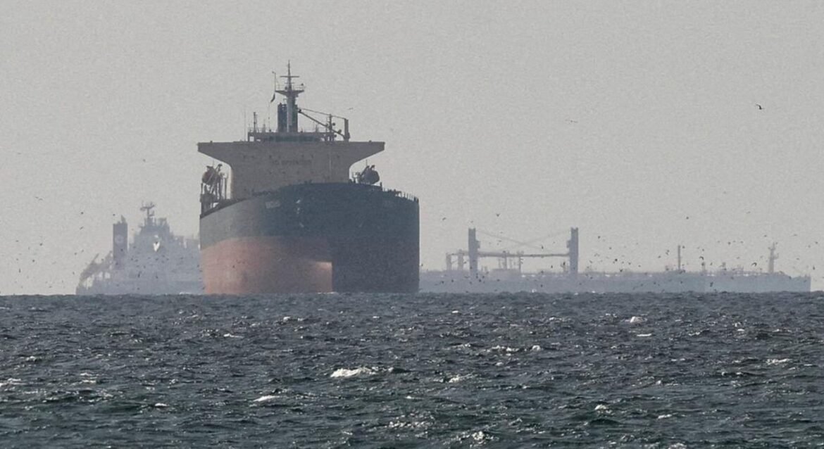 Crisis en el Estrecho de Ormuz: Trump descarta extender el alto al fuego con Irán mientras los precios del petróleo se disparan y las conversaciones de paz quedan en vilo