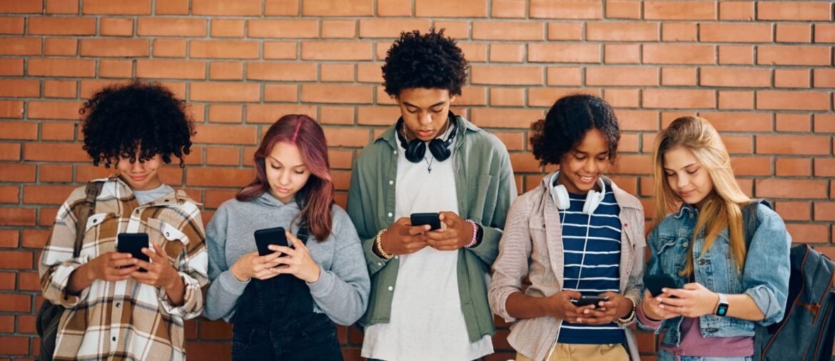 El Impacto del Entretenimiento en la Sociedad Moderna: Cultura, Influencia y Transformación Digital